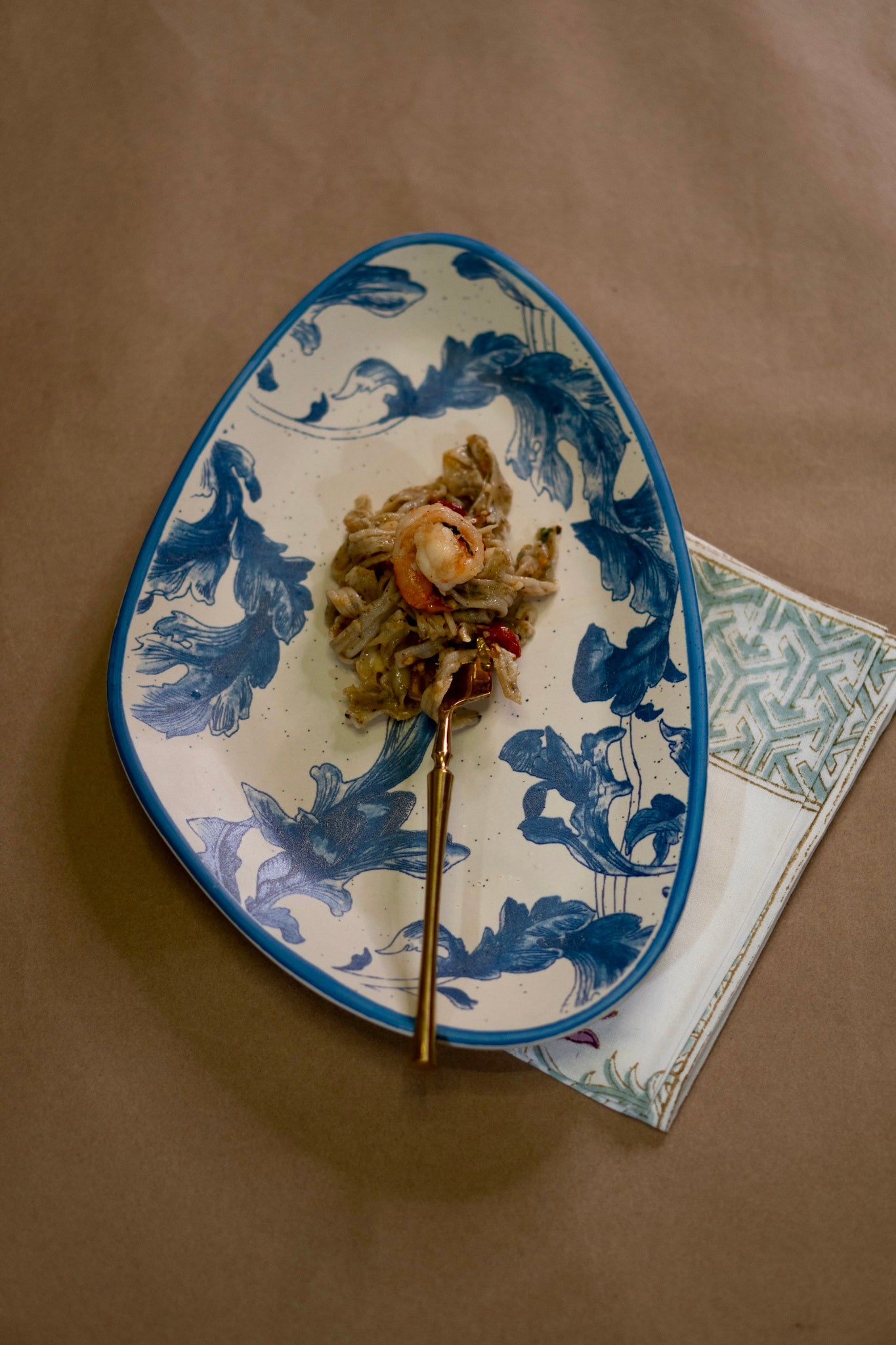 new blue water brush serving platter used to serve spaghetti 