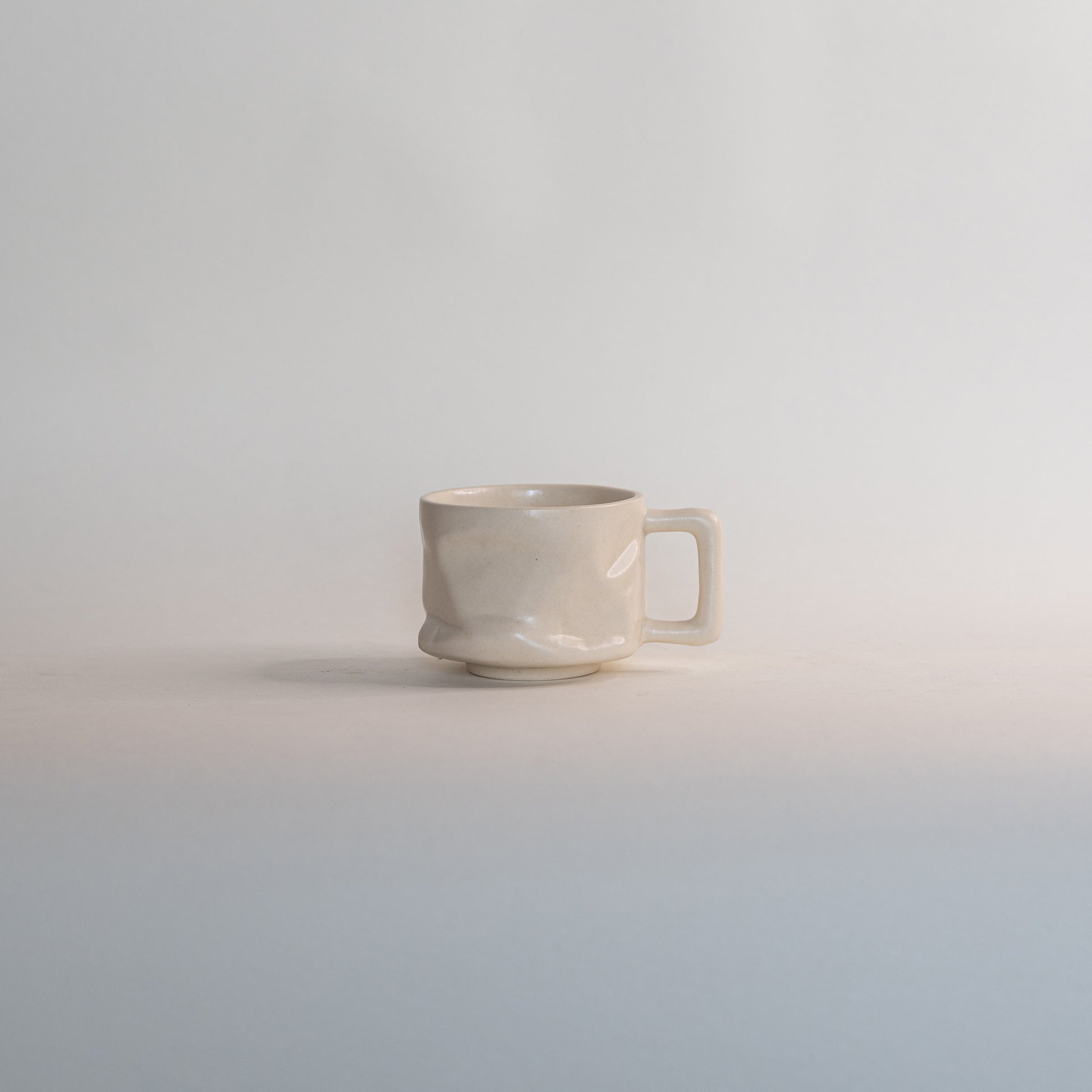 Snow Yunomi (with handle)