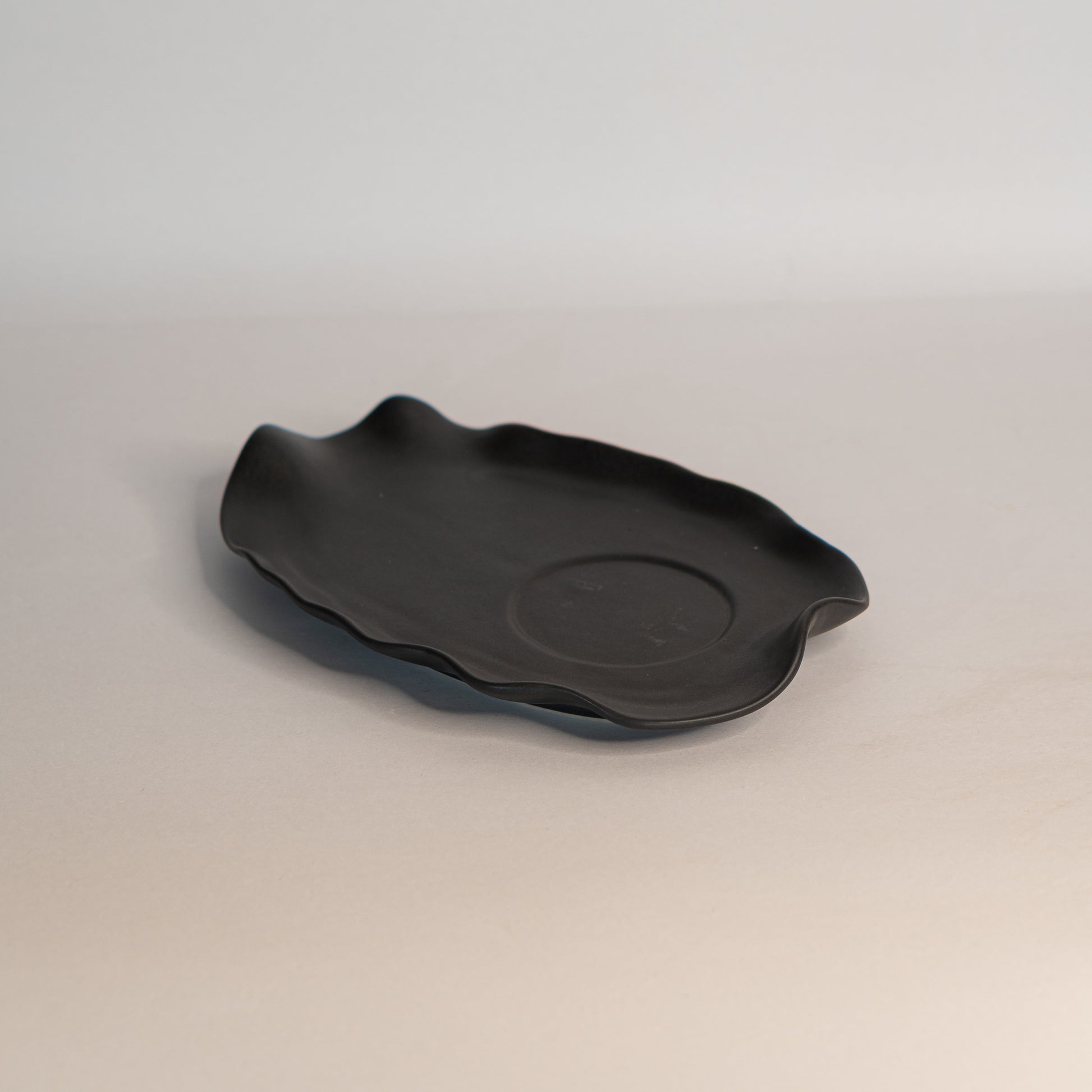 Black Matte Yunomi Platter